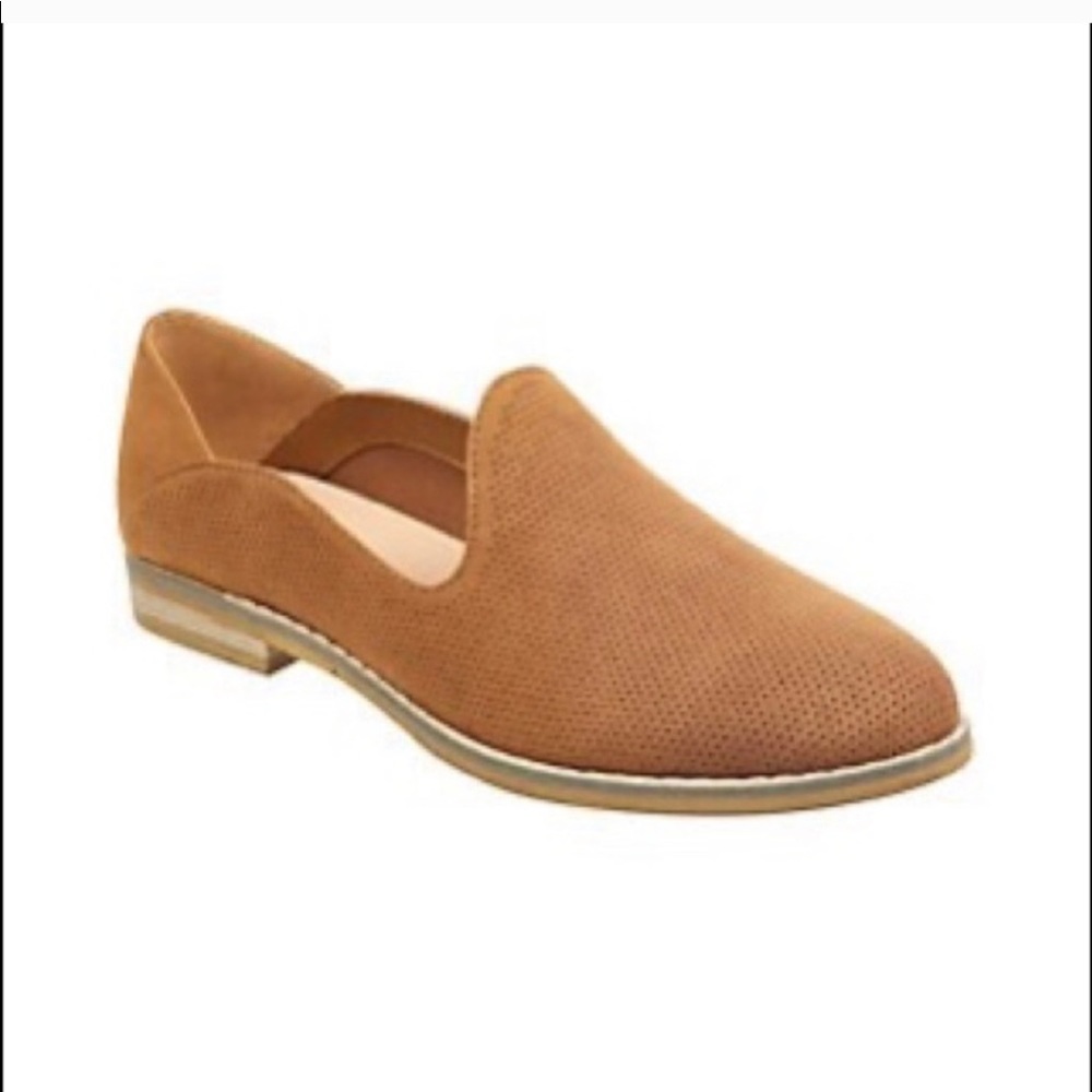 INDIGO RD. Almond toe faux suede camel loafers